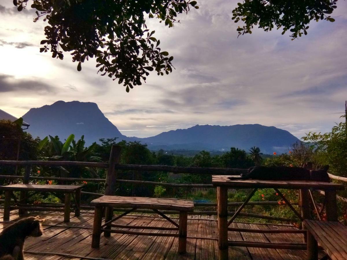 Baan Aingdoi Homestay, Чіанґдау Екстер'єр фото
