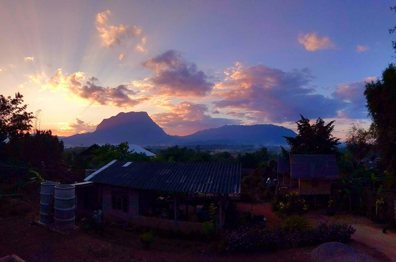 Baan Aingdoi Homestay, Чіанґдау Номер фото